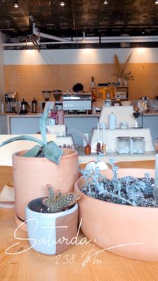 KLVN Coffee Lab by null