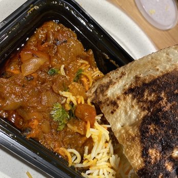 Royal Palm Restaurant - Chicken Tikka Masala and Tandoori Naan to go. - Pakistani Near Me - Sterling, Virginia Royal Palm Restaurant - Chicken Tikka Masala and Tandoori Naan to go. - Pakistani Near Me - Sterling, Virginia