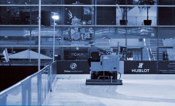 Ice Rink Canary Wharf by null