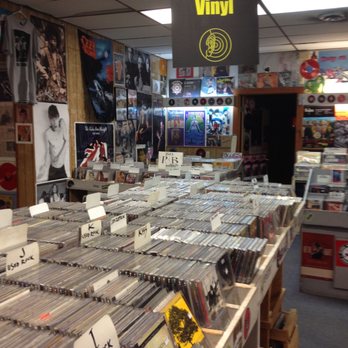 Everybody's Records - Used CD section - Music & DVDs Near Me - Cincinnati, Ohio
