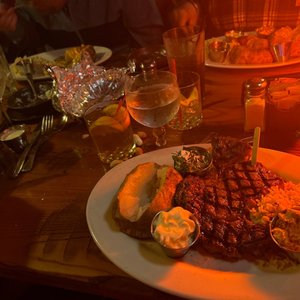 CLEARMAN’S NORTH WOODS INN - COVINA - 1275 Photos & 1593 Reviews - 540 ...