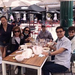 Excellent Taiwanese Beef Noodle Soup, says these Taiwanese diners!