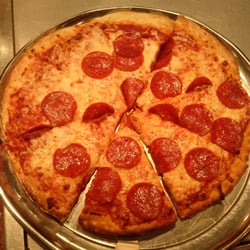 Golden Corral Buffet & Grill - Their pizza is home made