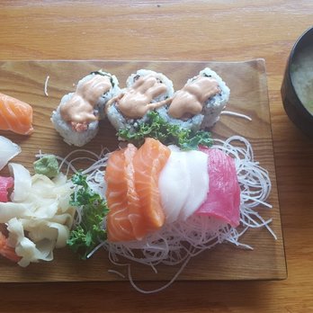 Sushi Express To Go - Sushi & Sashimi Combo, Miso Soup - Sushi Bars Near Me - Edgewater, New Jersey