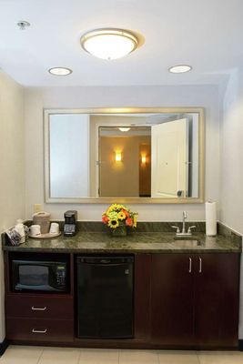 Hampton Inn & Suites Providence Downtown by null