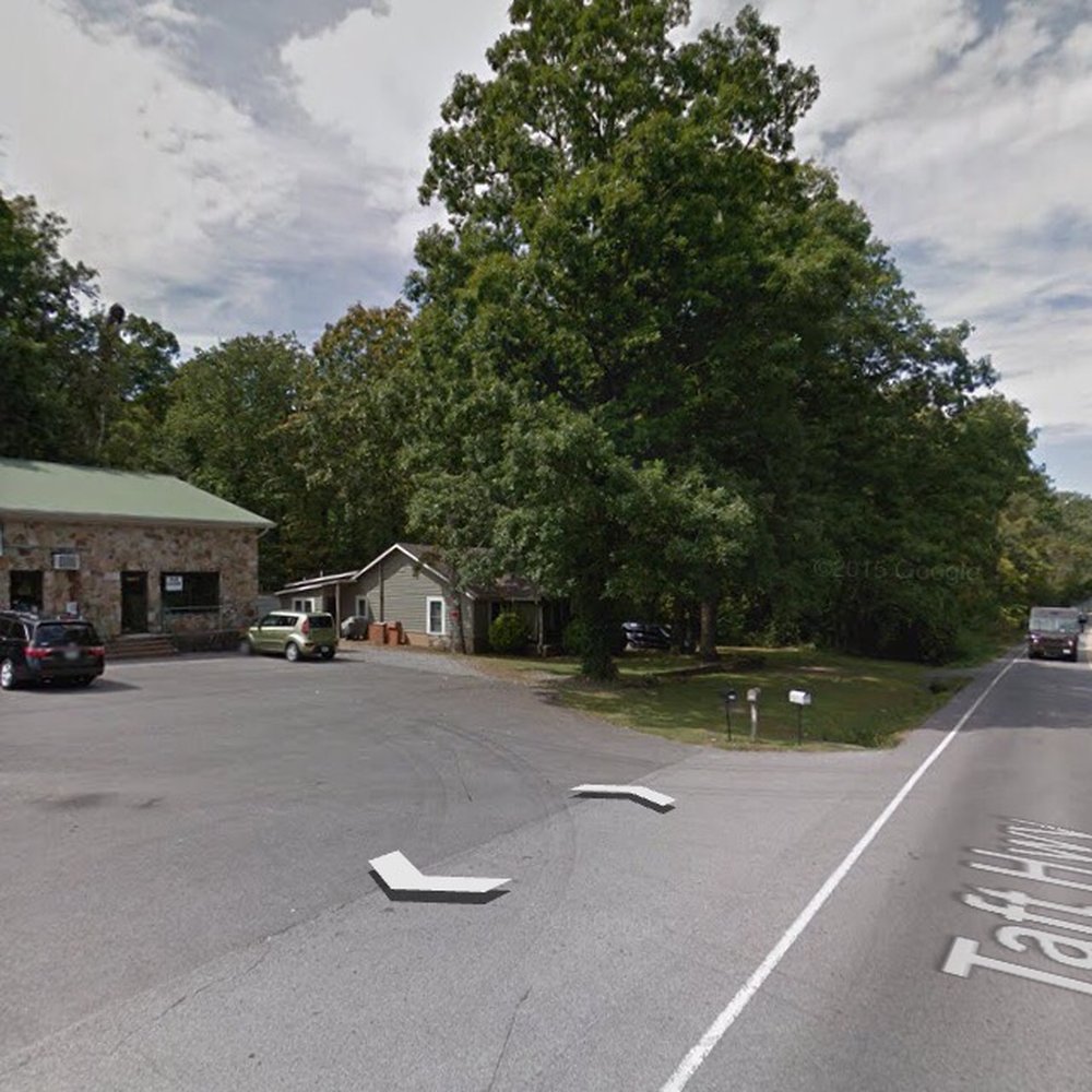 Paw Prints - Paw prints store front - Pet Sitting Near Me - Signal Mountain, Tennessee