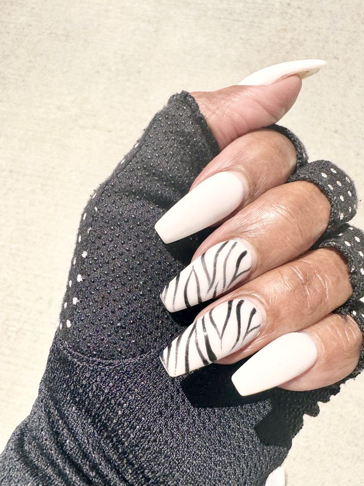 4EVER NAIL SPA Updated September 2024 34 Photos & 17 Reviews 362