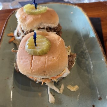 Social House Kitchen & Tap - 3 Pieces Carolina Pork Sliders - New American Near Me - South Riding, Virginia