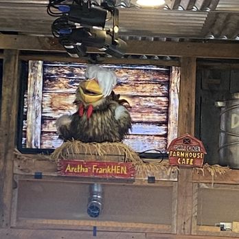Frizzle Chicken Cafe - Breakfast & Brunch Near Me - Pigeon Forge, Tennessee