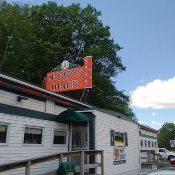 Moody's Diner - Can't miss it on hwy 1. - Diners Near Me - Waldoboro, Maine Moody's Diner - Can't miss it on hwy 1. - Diners Near Me - Waldoboro, Maine