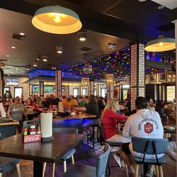 One Hot Mama's - Bar area.