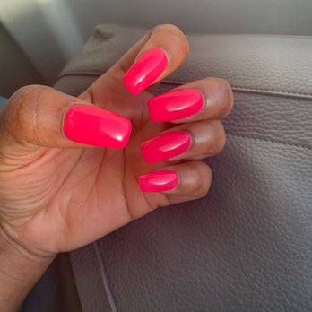 Lucy's Nail Boutique - Nail Salons Near Me - New York, New York