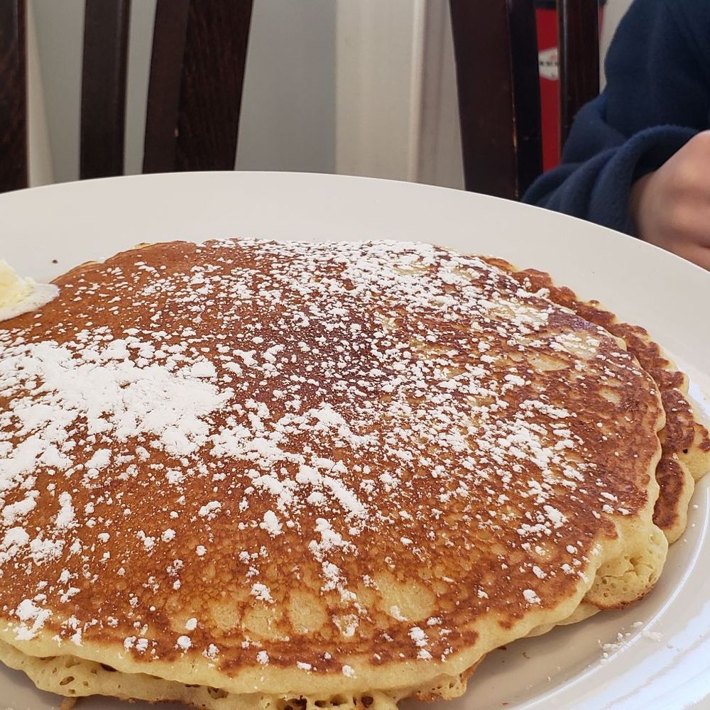 Short stack pancakes