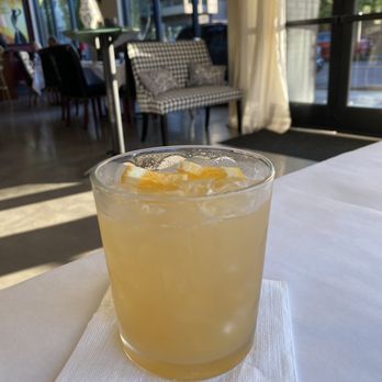 Bacari - Apricot smash, I think? - Desserts Near Me - Gresham, Oregon