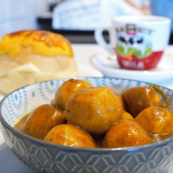 Chrisly Cafe - H.K. Curry Fish Balls