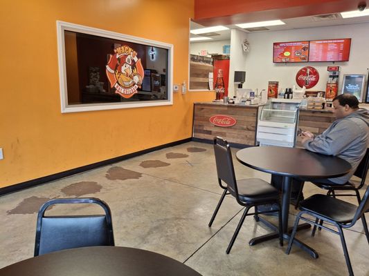 Mack’s Hot Chicken by null