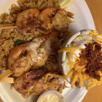 Texas Roadhouse - Barbeque Near Me - Elk Grove, California