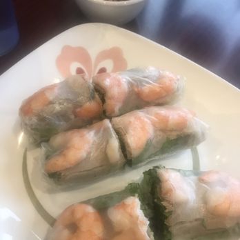 Pasadena Noodle & Grill - Spring E. 5 Egg Roll with Lettuce - Vietnamese Near Me - Pasadena, California Pasadena Noodle & Grill - Spring E. 5 Egg Roll with Lettuce - Vietnamese Near Me - Pasadena, California