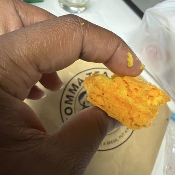 Komma Tea - Piece of the mango macaron completely stale. Had the nerve to cost me $5! - Bubble Tea Near Me - Sunrise, Florida
