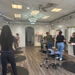 Champagne Hair Studio