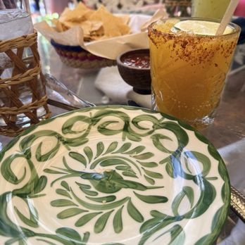 The Hideaway - Mango margarita - Steakhouses Near Me - Beverly Hills, California