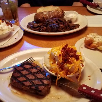 Texas Roadhouse - Filet and sirloin - Barbeque Near Me - Cranston, Rhode Island