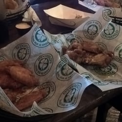Frenchy’s Irish Pub and Grill - Wiiiings!