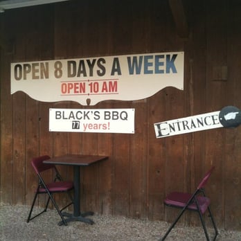 Black's Barbecue Lockhart - Barbeque Near Me - Lockhart, Texas