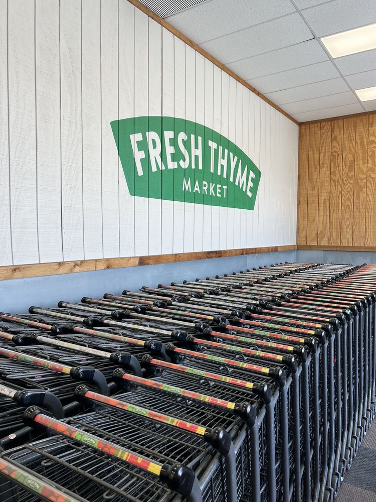Fresh Thyme Market Logo