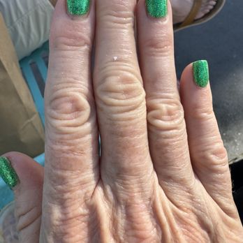 Bliss Nail Lounge - Nail Salons Near Me - Hermosa Beach, California