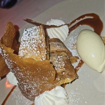 Spago - Apple Strudel, Whipped Crème Friache - New American Near Me - Beverly Hills, California Spago - Apple Strudel, Whipped Crème Friache - New American Near Me - Beverly Hills, California
