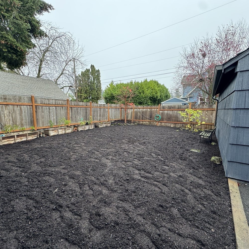 Simple Lawns Landscape Design - Pulled up dead sod and replaced with bark dust - Irrigation Near Me - Vancouver, Washington