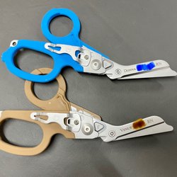 Henry's Gifts & Engraving - Leatherman Raptor Shears