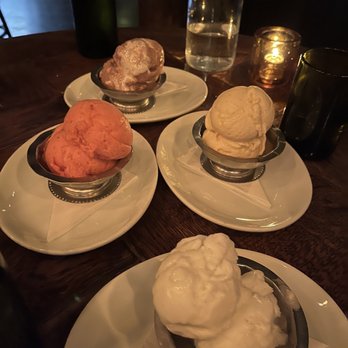 Siena Tavern - Sorbet - Italian Near Me - Chicago, Illinois
