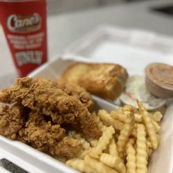 Raising Cane's Chicken Fingers