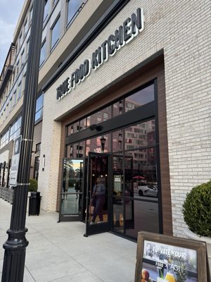 True Food Kitchen by null