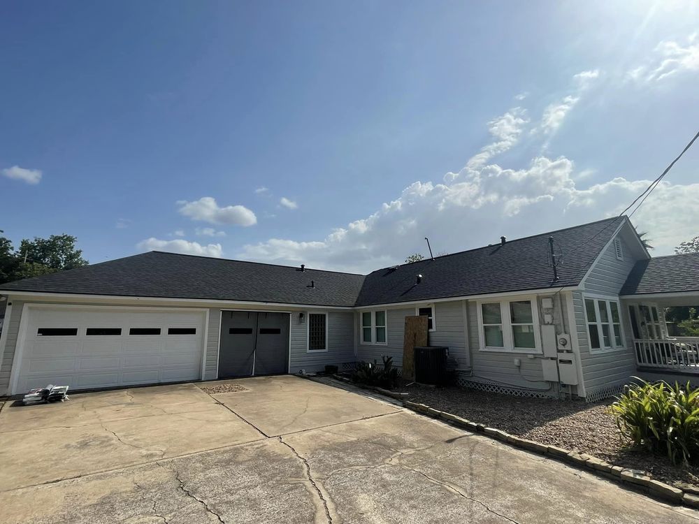 Slide of Andy Nichols Roofing