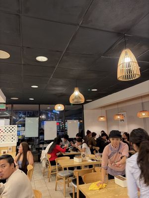 YinTang Spicy Hot Pot by null