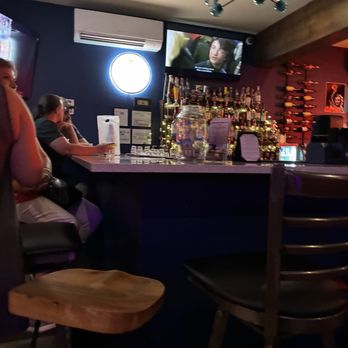 Velvet Lounge - Cocktail Bars Near Me - Fredericksburg, Texas Velvet Lounge - Cocktail Bars Near Me - Fredericksburg, Texas