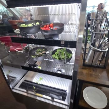 Air Canada Maple Leaf Lounge - Airport Lounges Near Me - Richmond, British Columbia