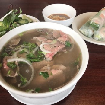 Pho Cali - Pho and spring roll - Coffee & Tea Near Me - Milwaukee, Wisconsin