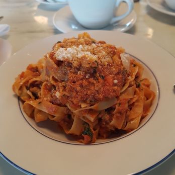 Parcheggio - Italian Near Me - Toronto, Ontario