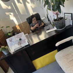 Healthy Foot Reflexology - Mad  like always what kind of of customer service is this