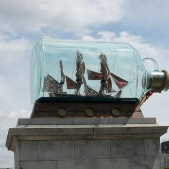 Trafalgar Square - huge ship in a bottle - Landmarks & Historical Buildings Near Me - London, XGL Trafalgar Square - huge ship in a bottle - Landmarks & Historical Buildings Near Me - London, XGL