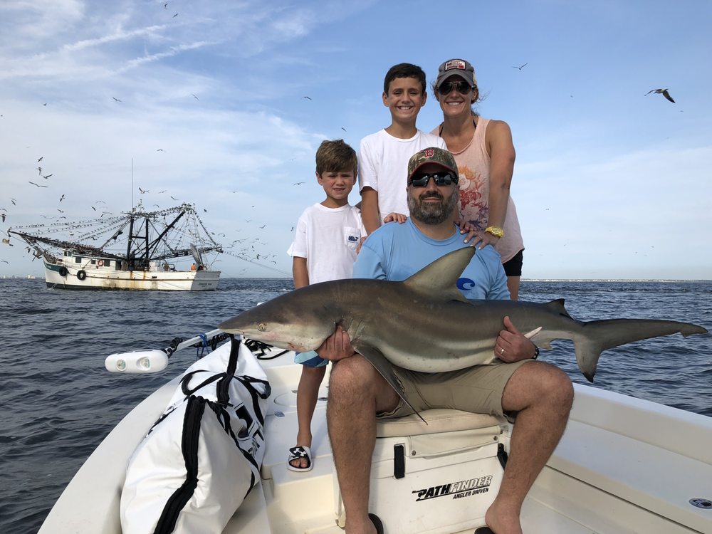 Fish Hunter Charters Logo