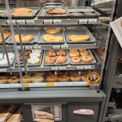 As u can see on bottom right Publix is selling Einstein's bagels. Yum!