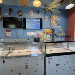 Summer Ville Homemade Ice Cream Parlor