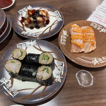 Waka Sakura - Unagi, Seared Salmon w/ Mayo, Yellowtail Scallion Roll - Conveyor Belt Sushi Near Me - Irvine, California Waka Sakura - Unagi, Seared Salmon w/ Mayo, Yellowtail Scallion Roll - Conveyor Belt Sushi Near Me - Irvine, California