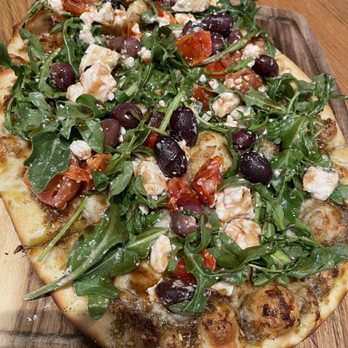 Darna Mediterranean Eatery - Mediterranean Flatbread - Mediterranean Near Me - Plano, Texas