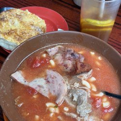 勝香園 - Tomato macaroni soup with beef and spam